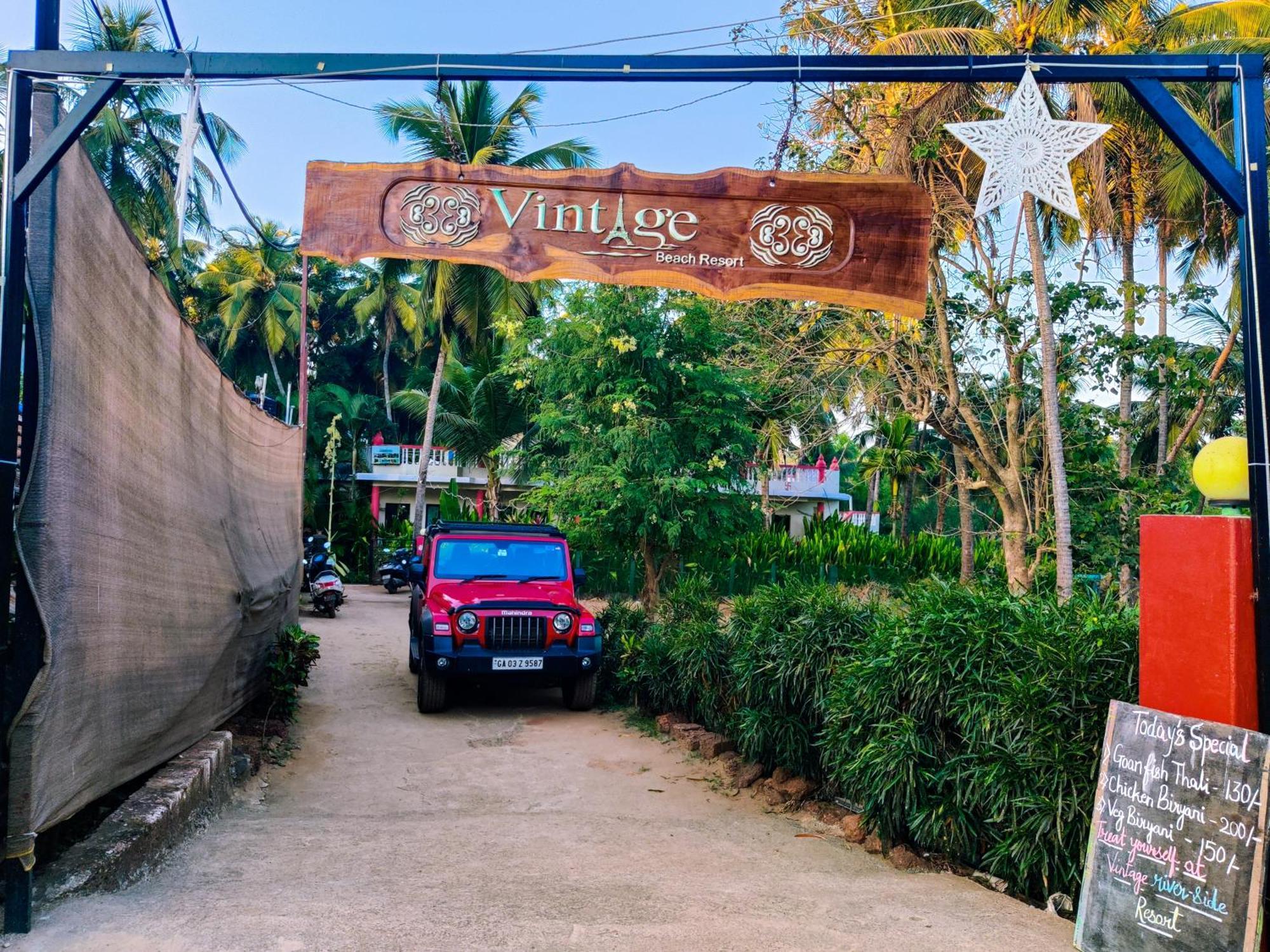 Vintage Beach Resort 아곤다 외부 사진